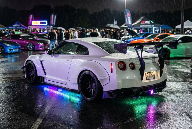 母狗视频-夜间车展改装秀